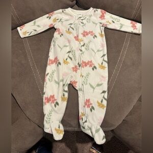 Carter’s fleece baby girl sleeper 3-6 months